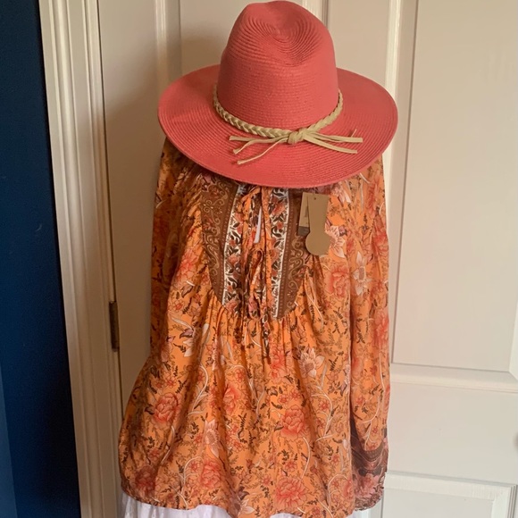 ❣️SALE 3/$25❣️Boho Festival Flowy Floral Blouse NWT - Picture 5 of 5